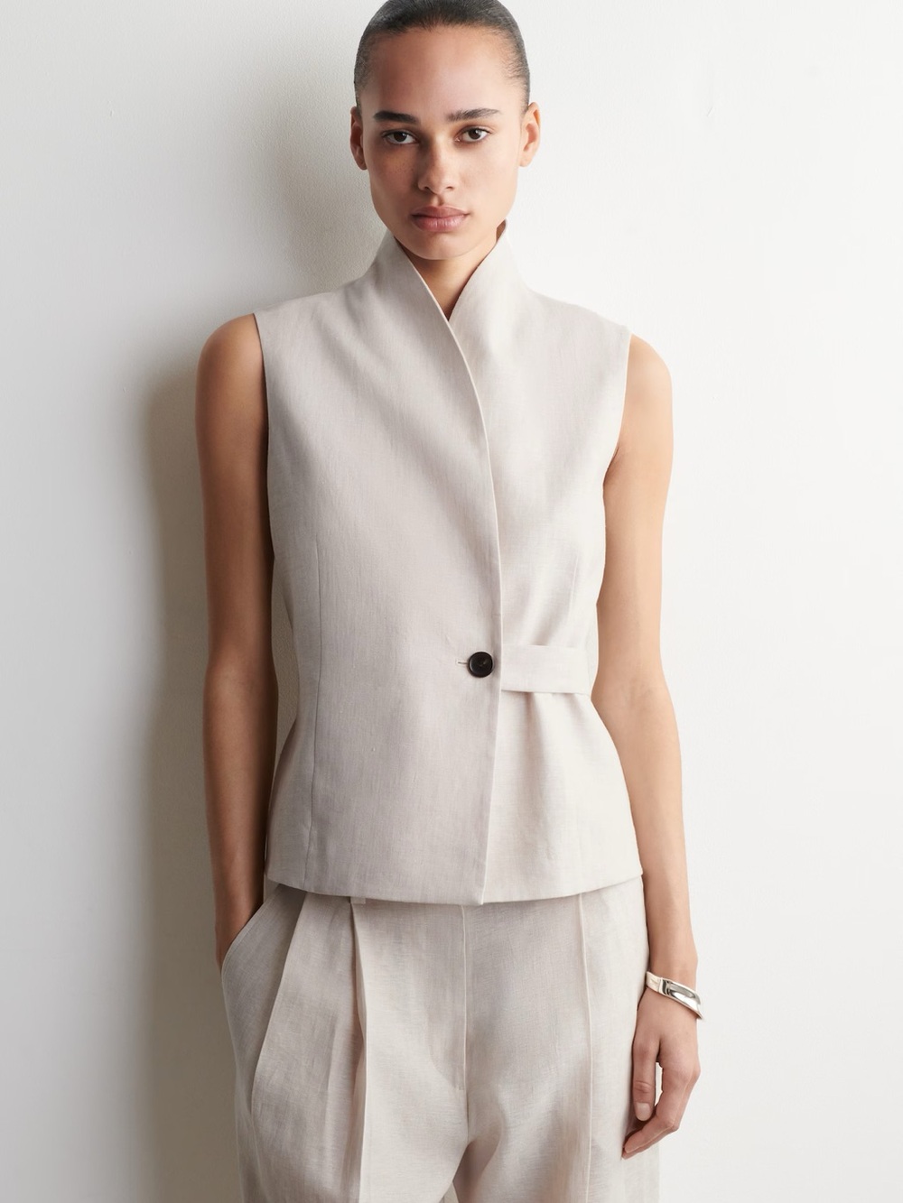 NWT COS SHAWL-COLLAR BELTED LINEN-BLEND VEST - Picture 5 of 12
